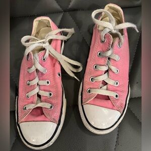 Little Kids Size 13.5 Pink Converse Low Top Shoes